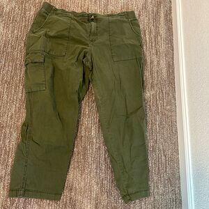 Crop pants.  Super comfortable